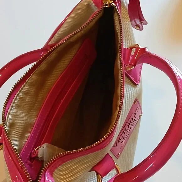 NWT Victoria Secret Cream & Barbie Pink Zippered Handbag - Picture 11 of 11